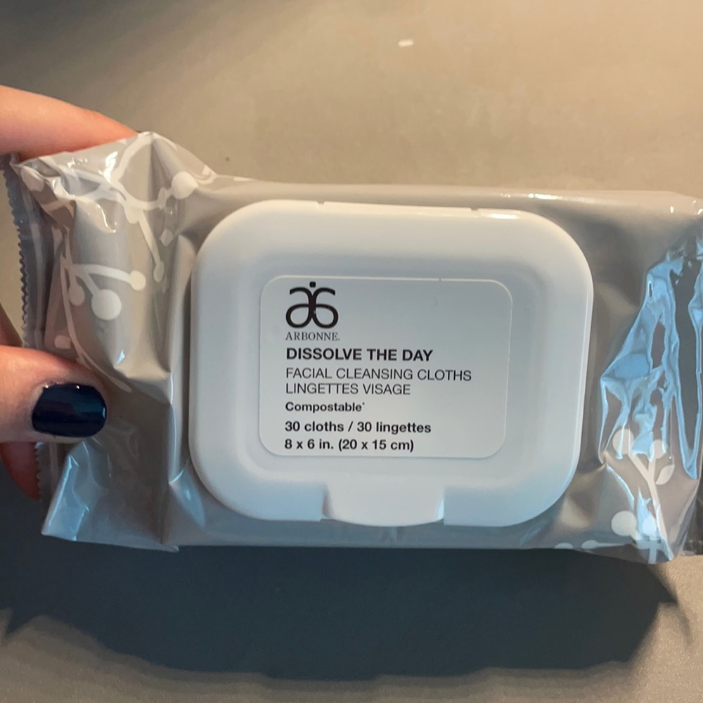 Arbonne makeup wipes